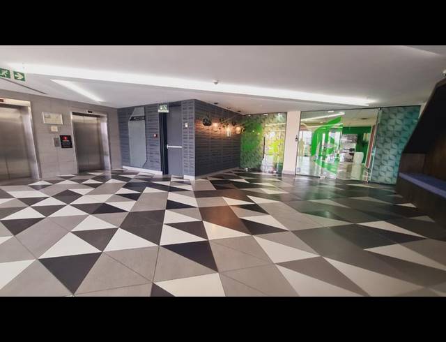 BUSINESS PROPERTY TO RENT IN MENLYN